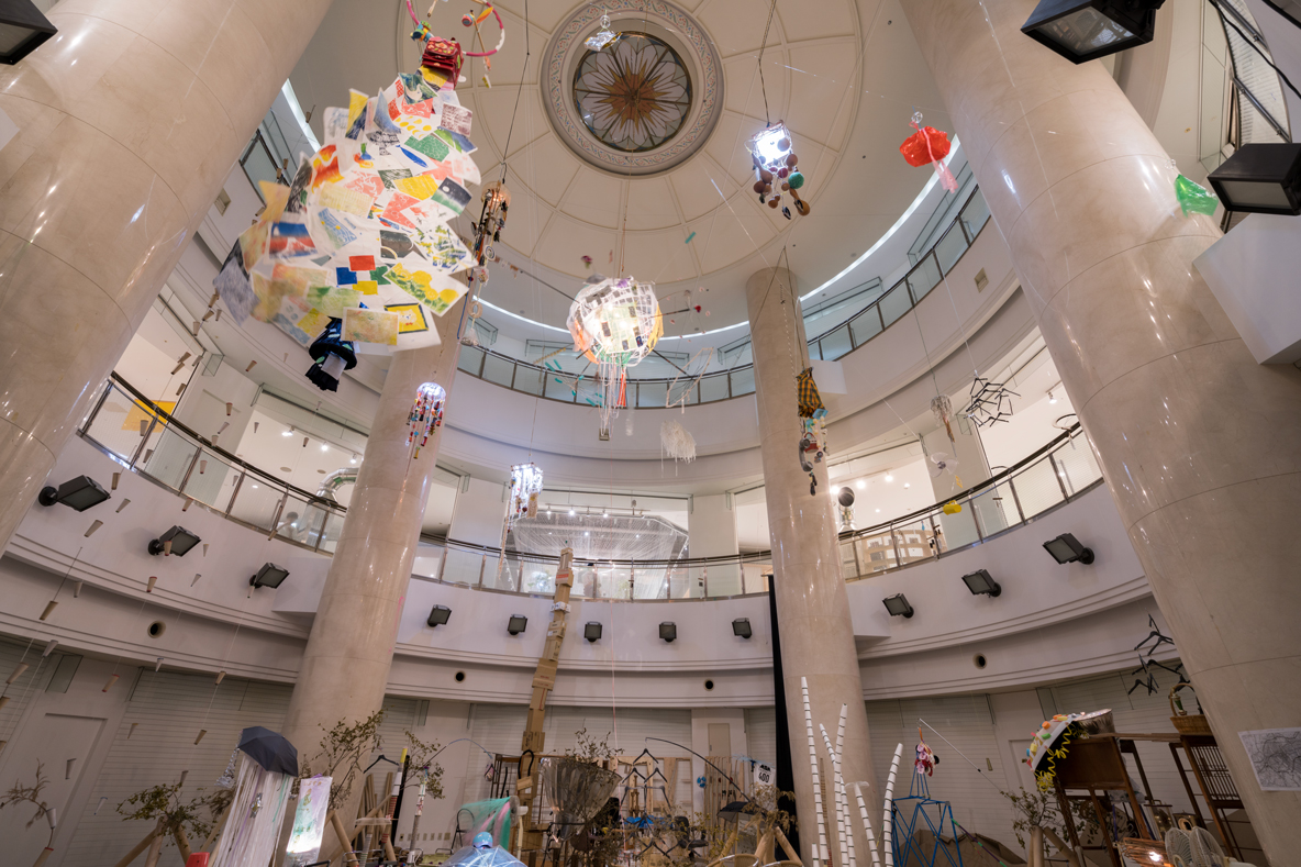 Each Day Begins with the Sunrising and ends with the Sunsetting